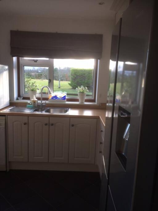 Cotswold Edge Guest Suite With Broadway Hill View Badsey Esterno foto
