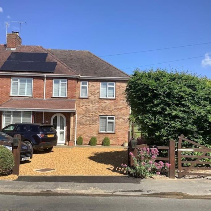 Cotswold Edge Guest Suite With Broadway Hill View Badsey Esterno foto