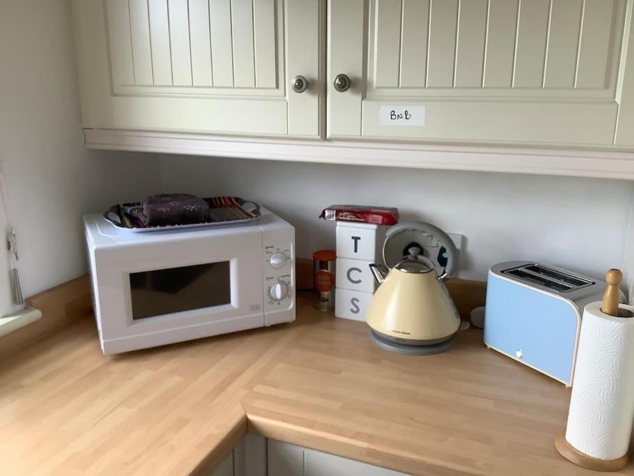 Cotswold Edge Guest Suite With Broadway Hill View Badsey Esterno foto