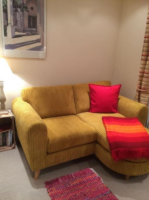 Cotswold Edge Guest Suite With Broadway Hill View Badsey Esterno foto